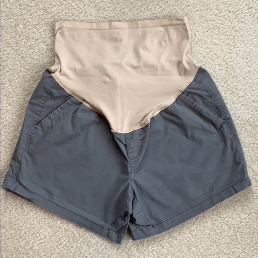 Grey maternity shorts